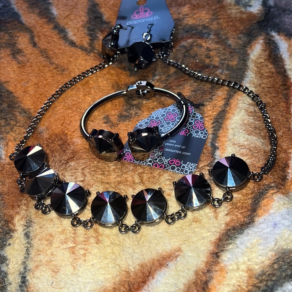 Necklace /earrings and bracelet set